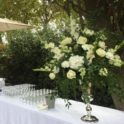 Mariage bouquet allongé