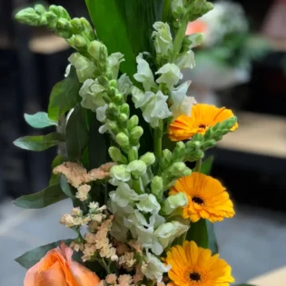 composition florale orangée - Gap Events